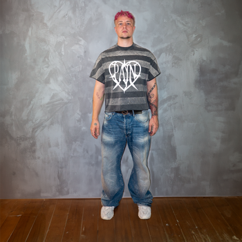 Fugitive T-Shirt Model vorne