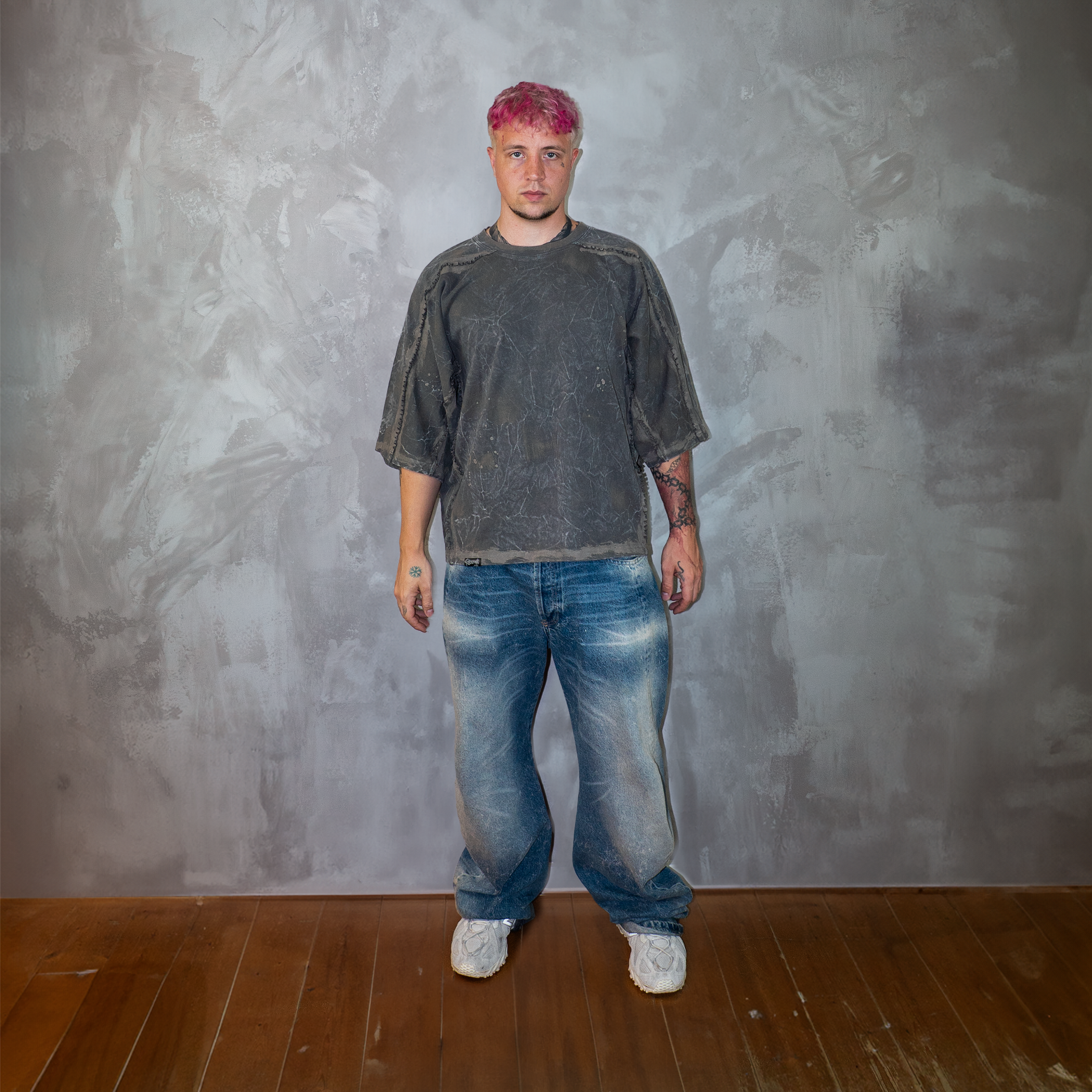 YOKO ONO T-Shirt Model vorne