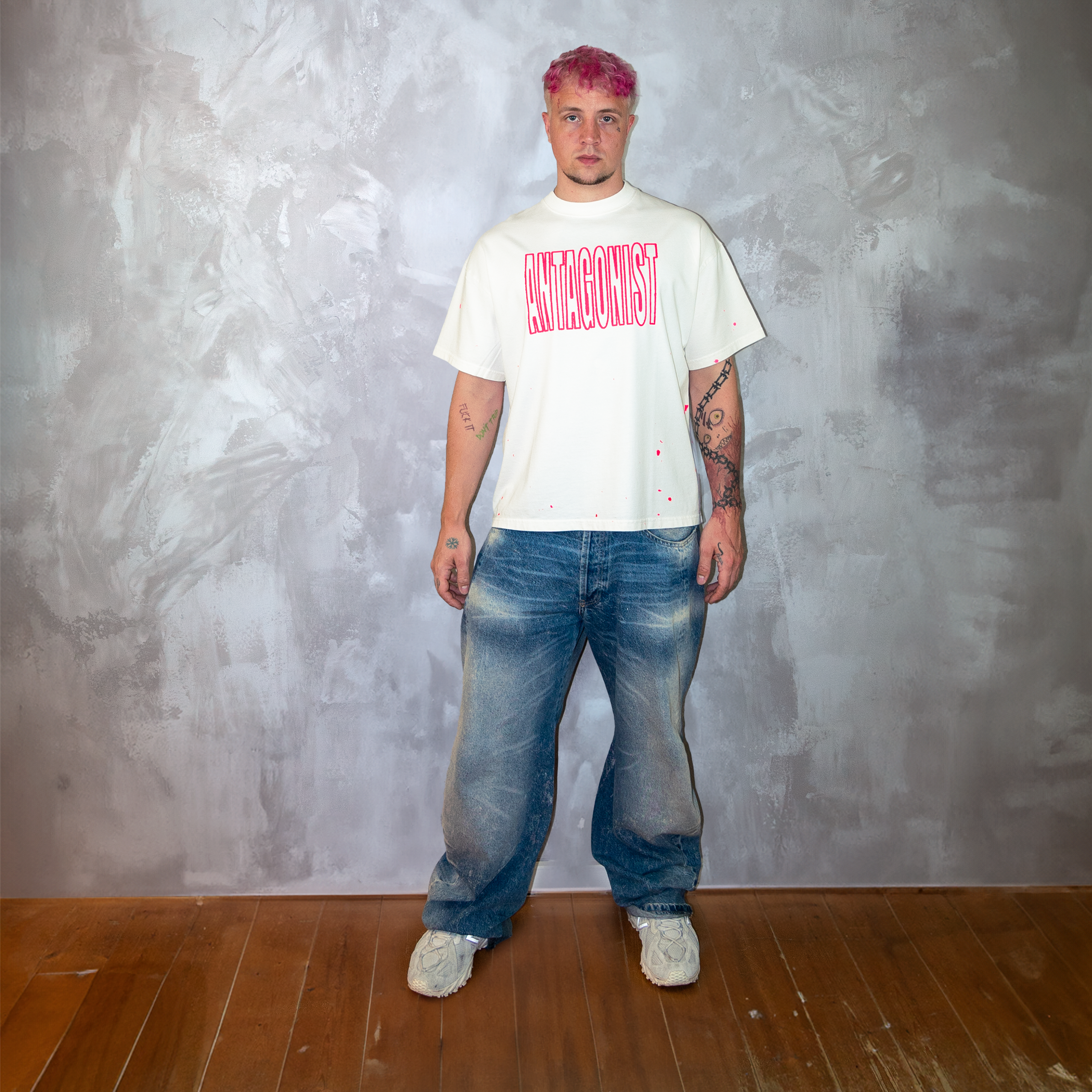 ANTAGONIST T-Shirt Model vorne